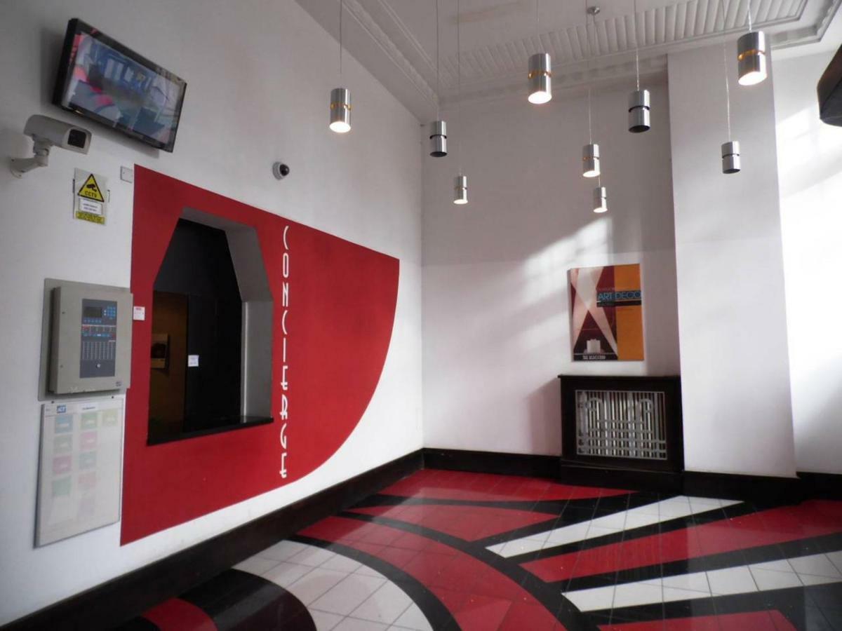 Art Deco Building On Vibrant Sauchiehall Street Glasgow Luaran gambar